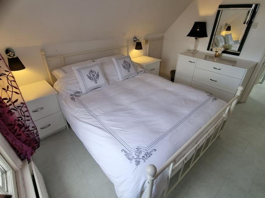 Beautiful Apartment In The Heart Of Rochester Rochester  Exteriér fotografie