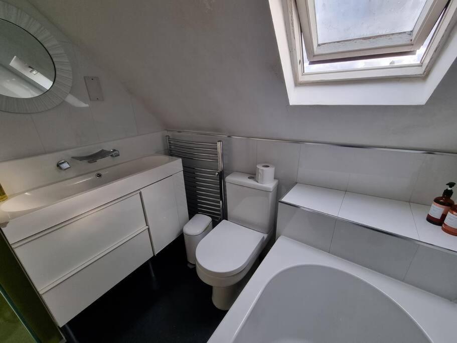 Beautiful Apartment In The Heart Of Rochester Rochester  Exteriér fotografie